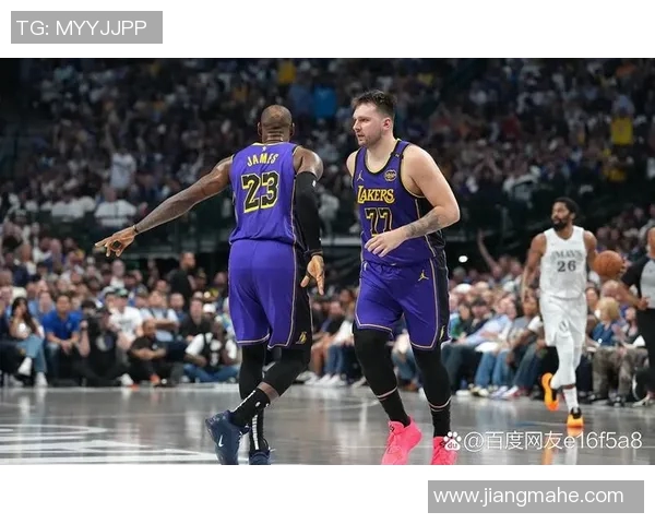 湖人队在赛季中的精彩表现与未来挑战分析